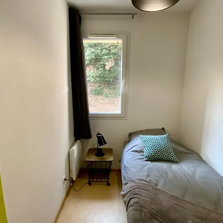 度假居 J58 Les Naiades- 2 Bedrooms For 5 People ! 阿韦恩